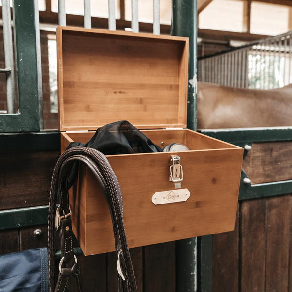thumbnail image 2 of SecureFix Direct Large Horse Grooming Tack Box – Step Up Storage In Pink, Blue, Purple Or Grey 2 of 4